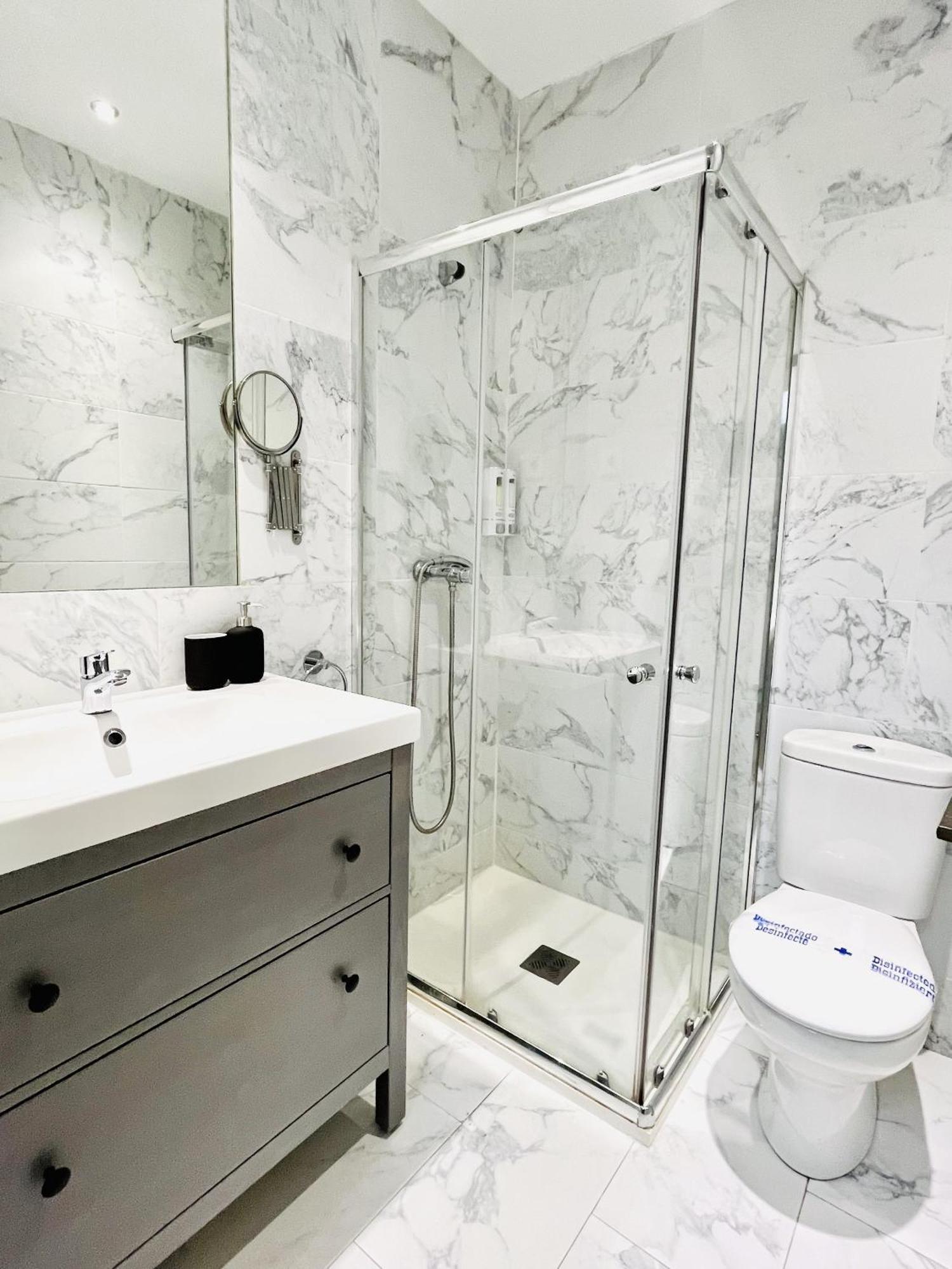 Dplace To Be - Luxury Apartment In Historic Center Μαδρίτη Δωμάτιο φωτογραφία