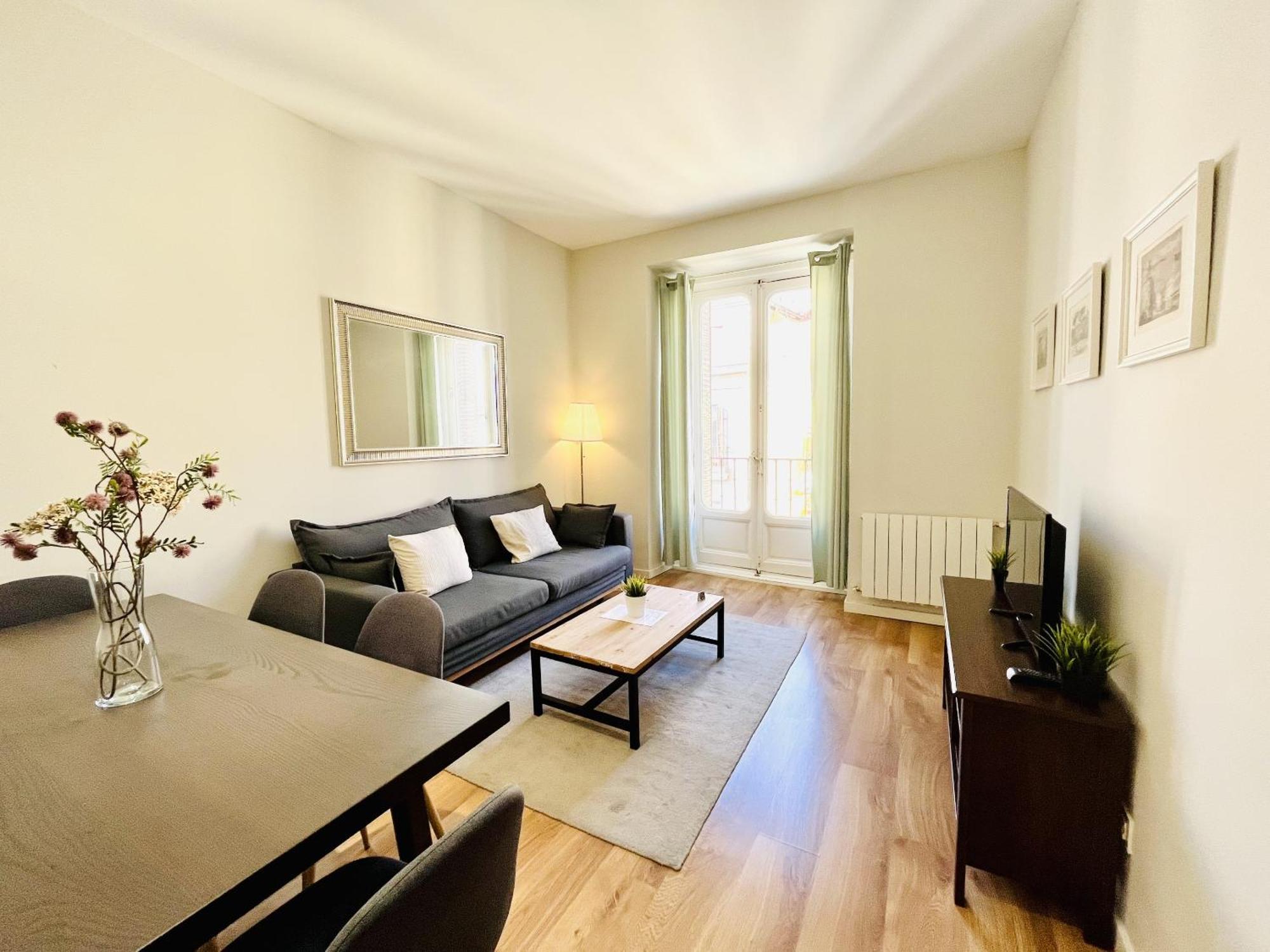 Dplace To Be - Luxury Apartment In Historic Center Μαδρίτη Δωμάτιο φωτογραφία