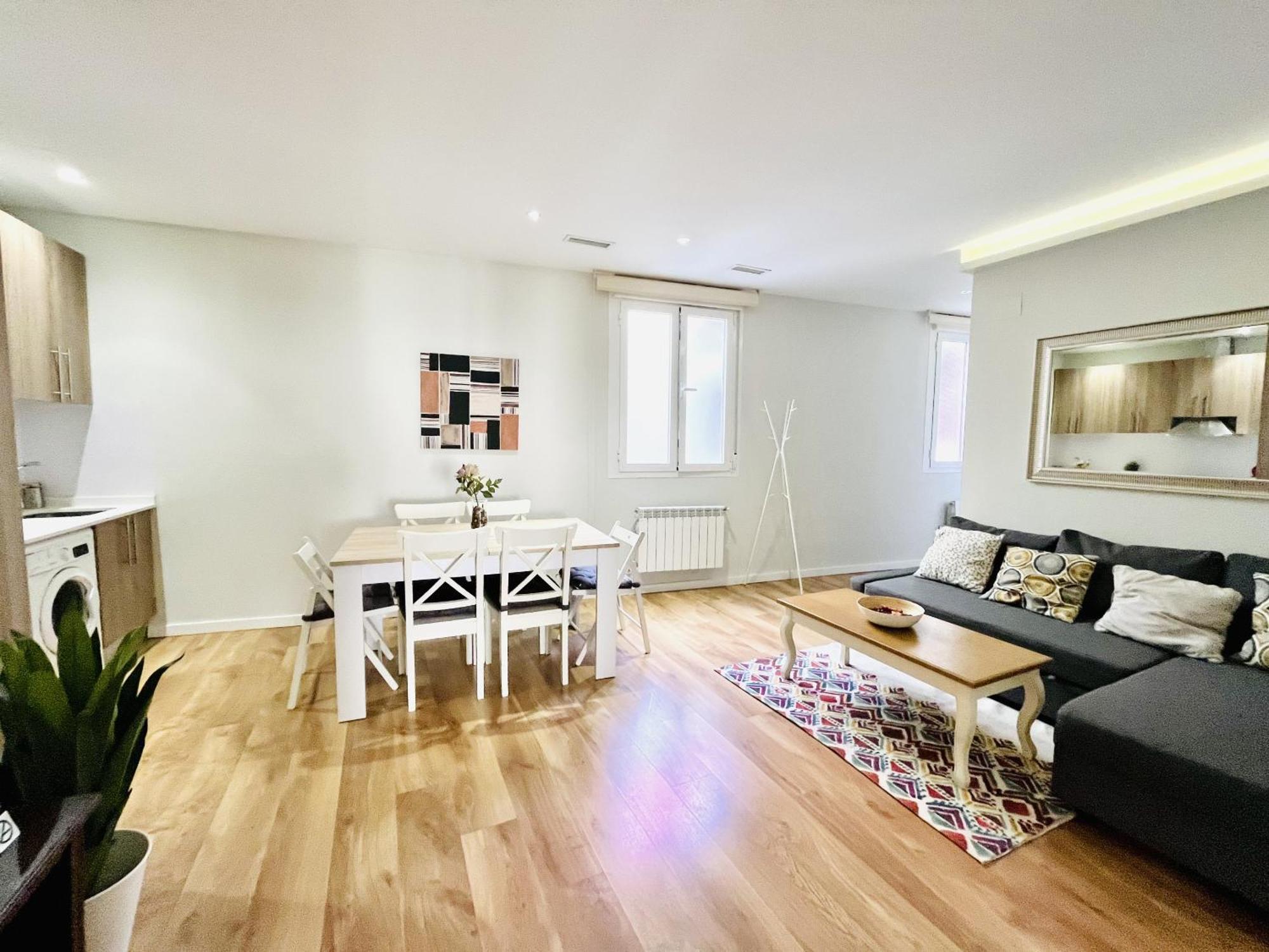 Dplace To Be - Luxury Apartment In Historic Center Μαδρίτη Εξωτερικό φωτογραφία